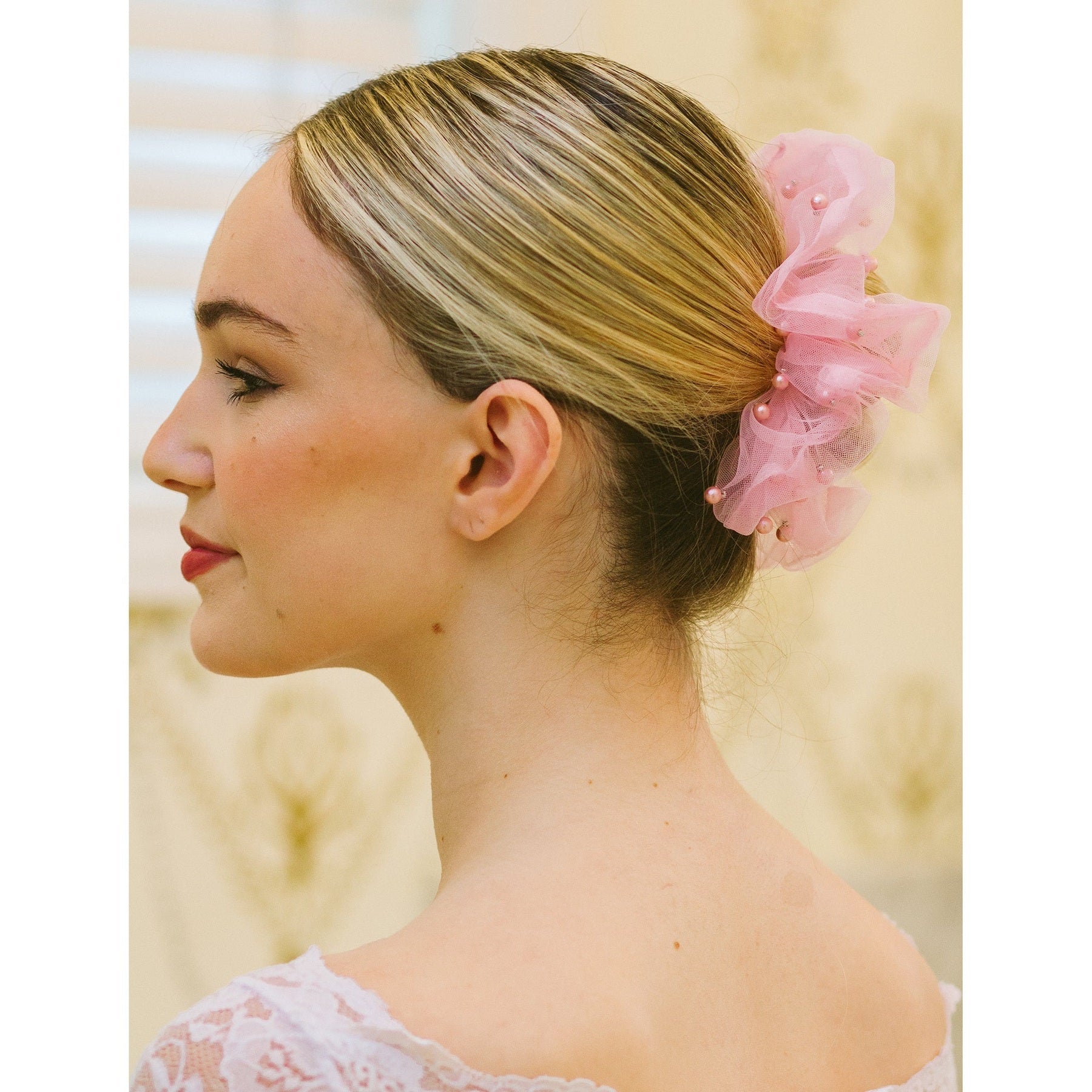 Pearl & Tulle Grande' Hair Scrunchie